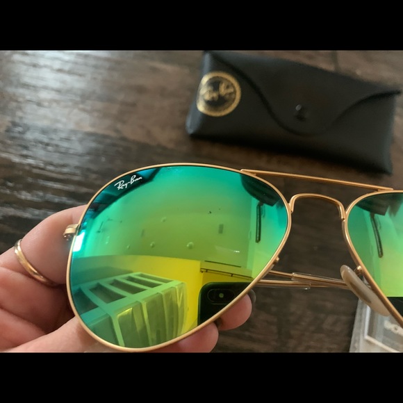***SOLD*** Ray-Ban Flash Lens Aviators - Picture 4 of 4